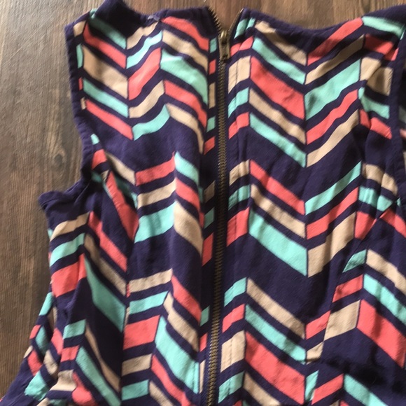 Hi lo top - Picture 4 of 4